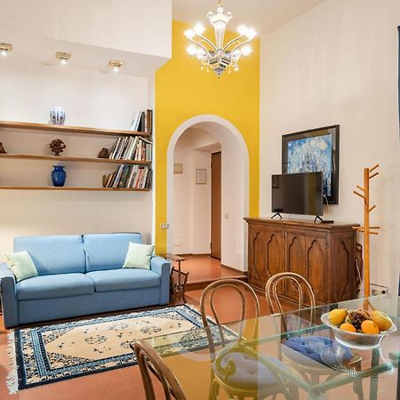 Signoria Apartment With Patio ฟลอเรนซ์ ภายนอก รูปภาพ