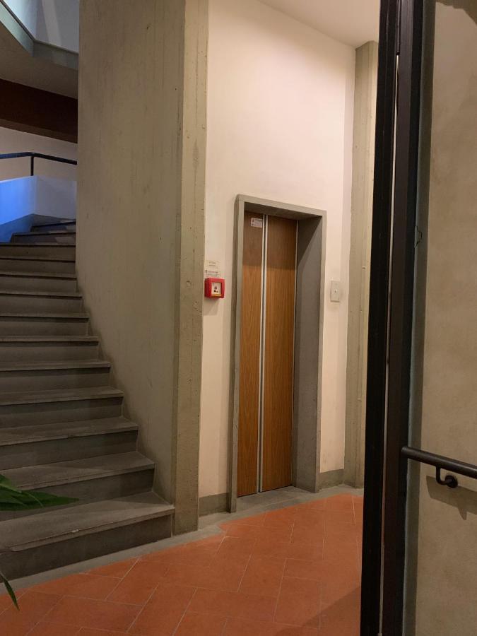 Signoria Apartment With Patio ฟลอเรนซ์ ภายนอก รูปภาพ